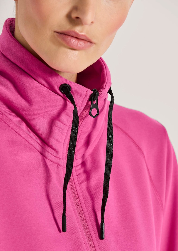 Sportliche Sweatjacke mit Stehkragen 4