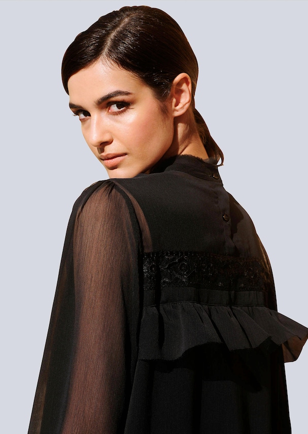 Bluse mit dekorativer Stickerei 6