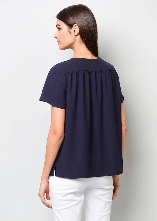 Bluse mit V-Ausschnitt 2
