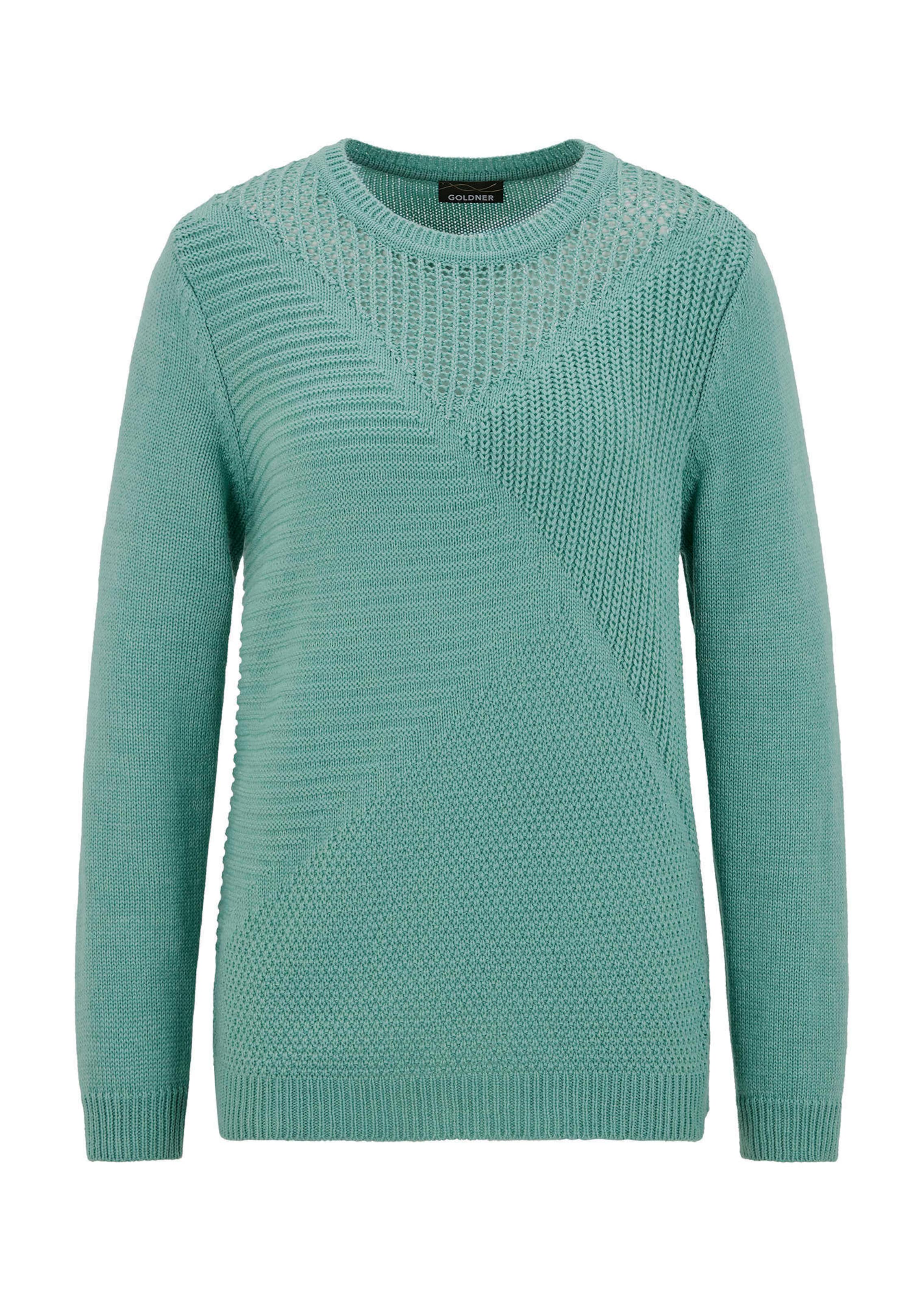 Pflegeleichter Pullover in hochwertiger Rippenstruktur