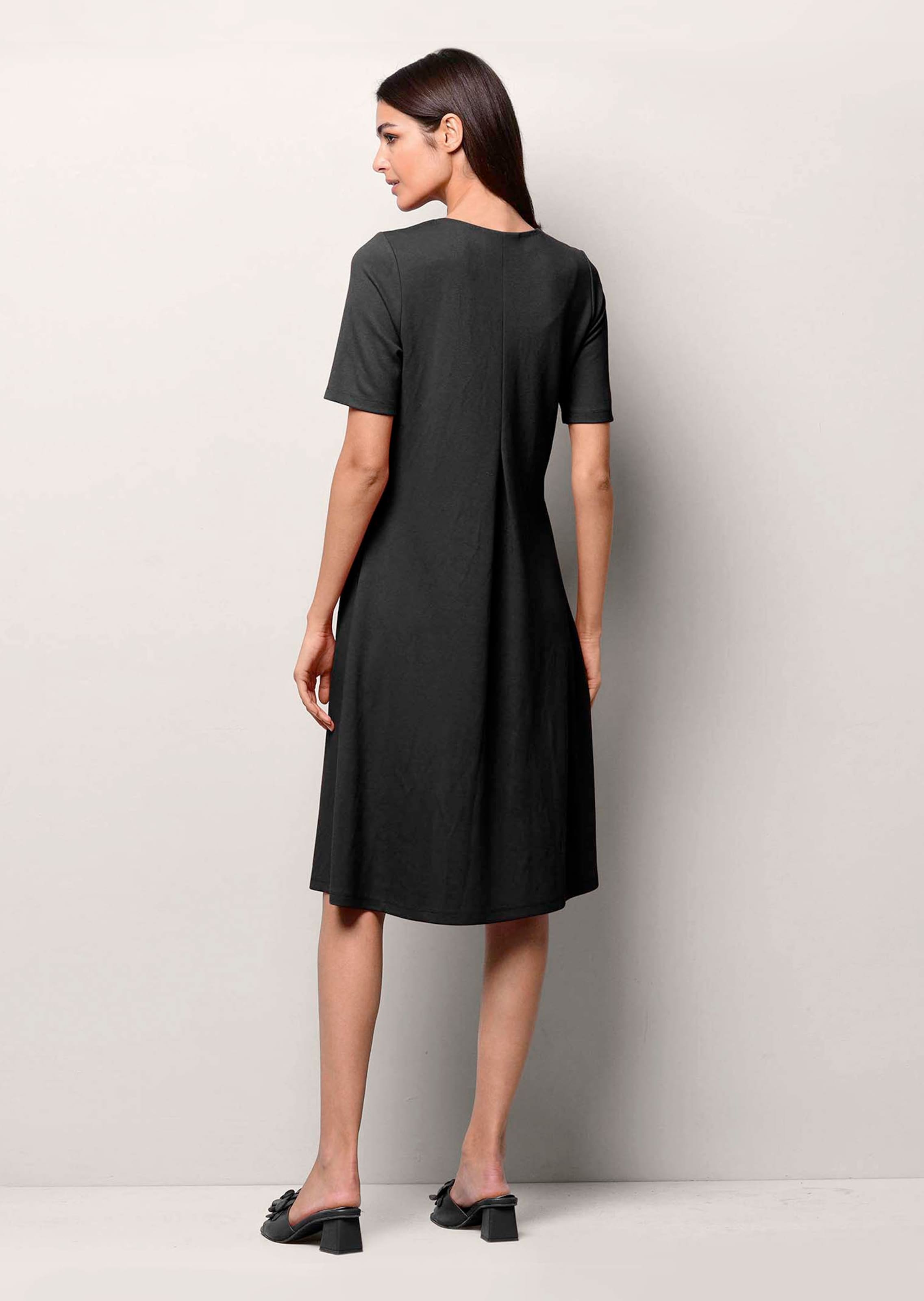 Kleid aus trageangenehmer Jerseyware