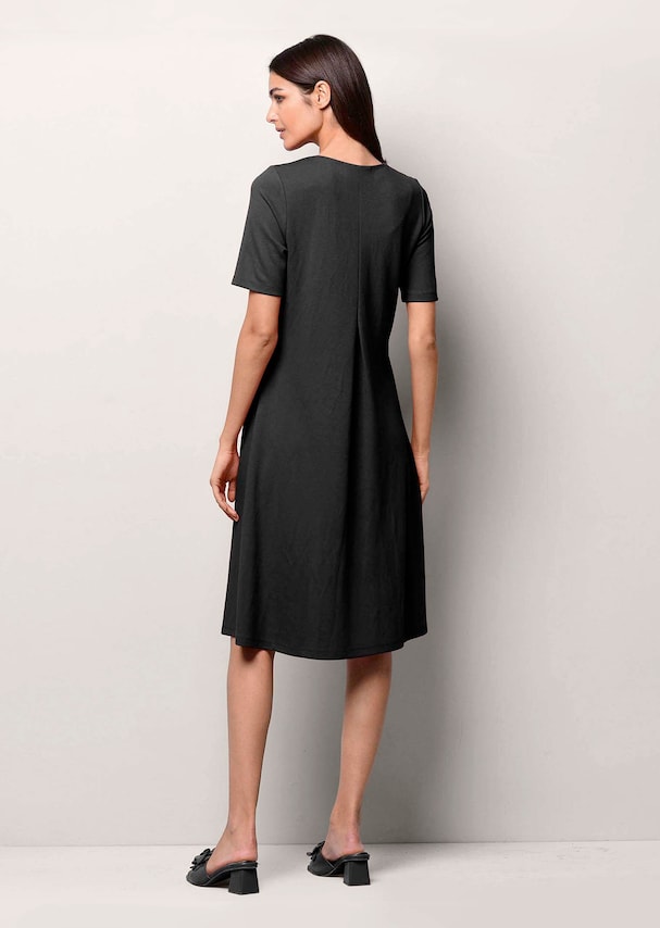 Kleid aus trageangenehmer Jerseyware 2