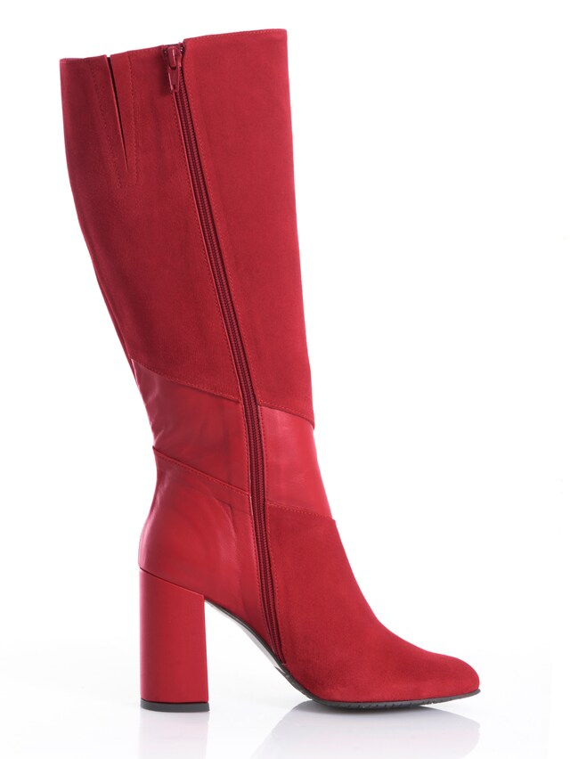 Stiefel in herausstechender Farbe 4