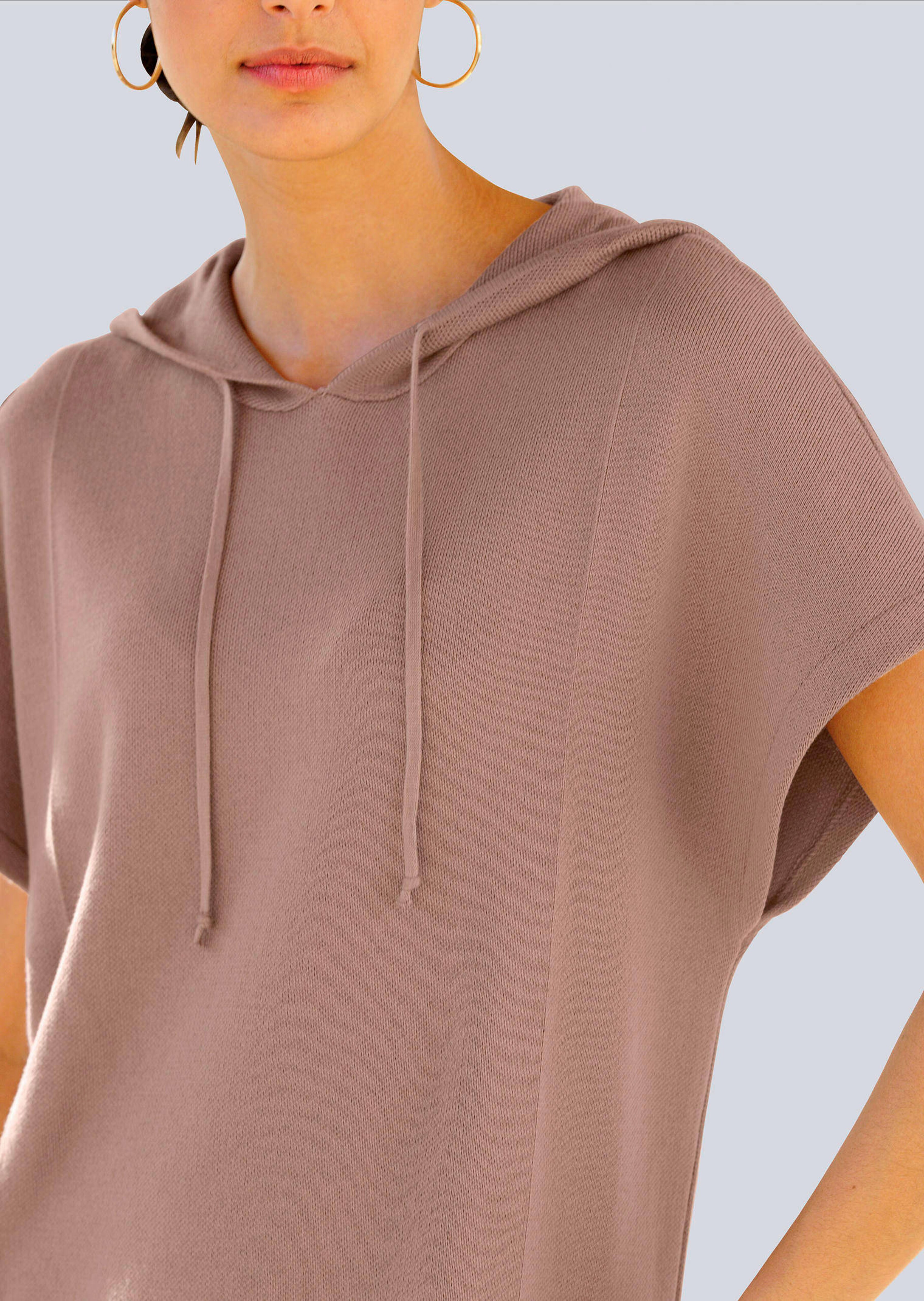 Strickkleid mit Kapuze