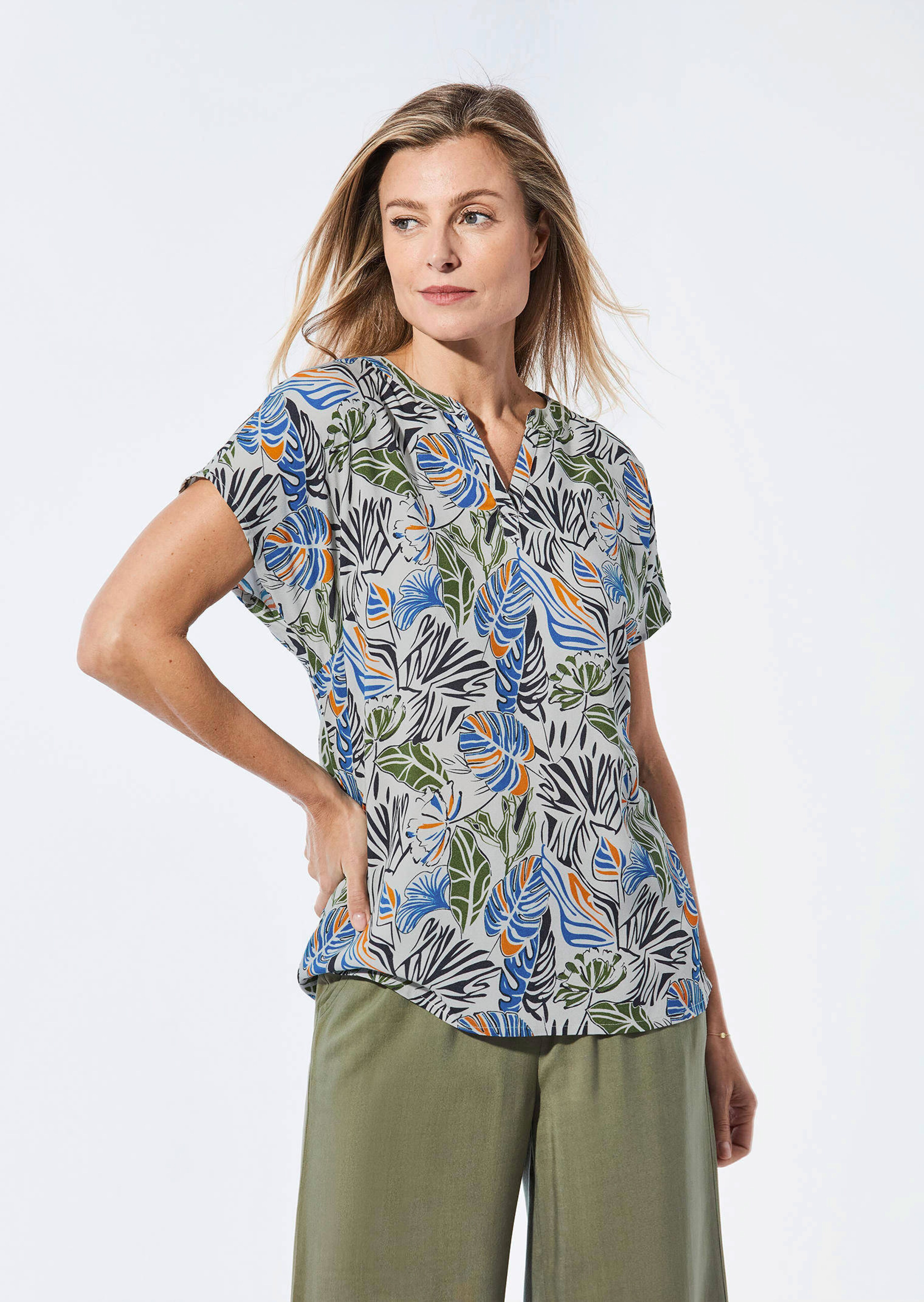 Bluse mit Tunika Ausschnitt