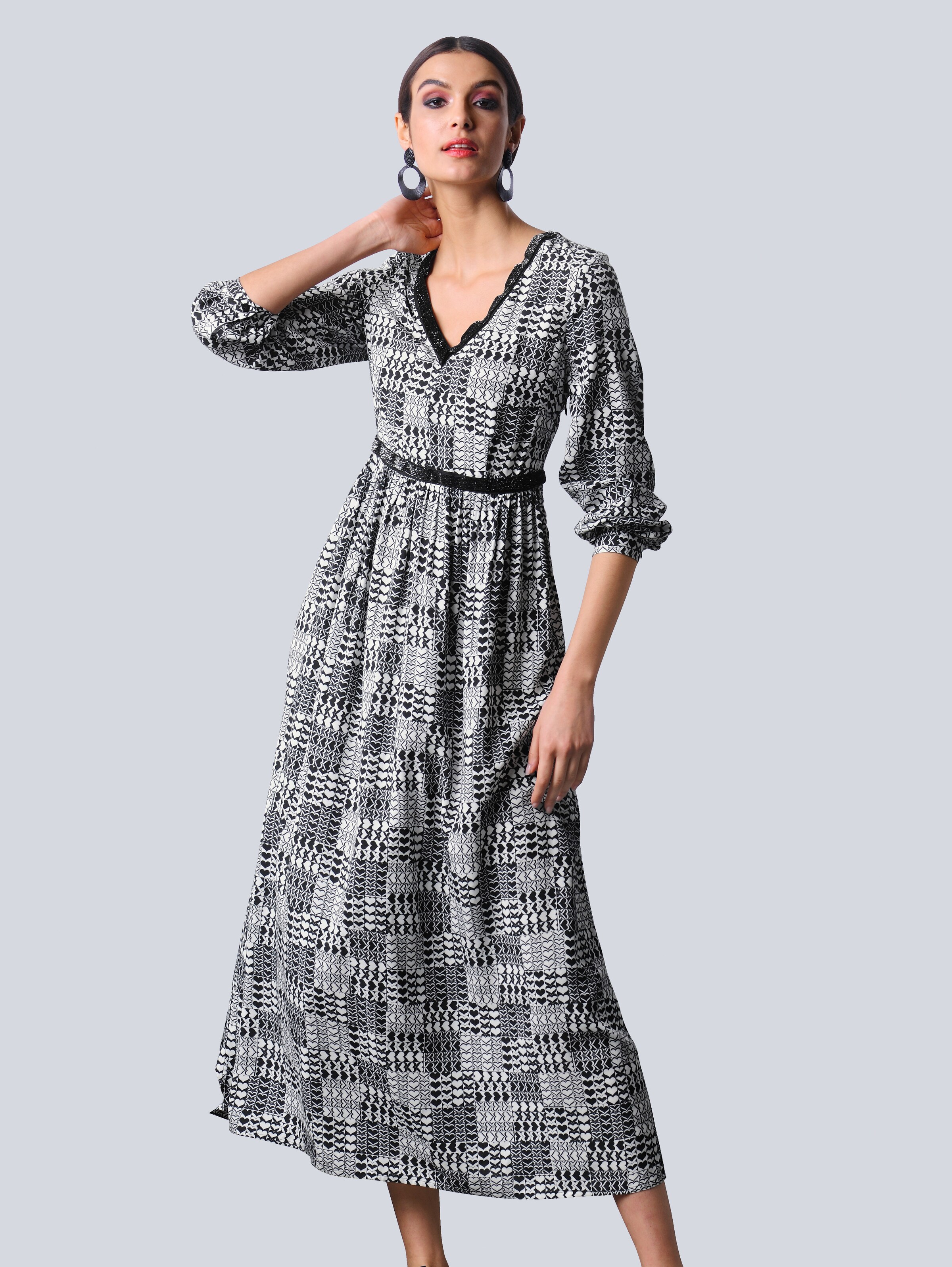 Kleid allover im kleinen Herzchendruck 3