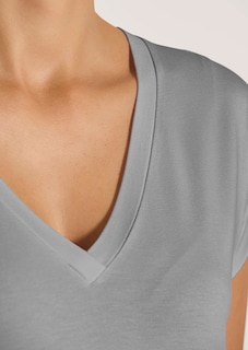 Casual shirt with V-neck thumbnail 5