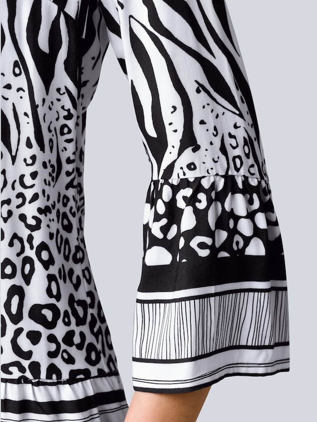 Bluse in einem neumodischen Animalmustermix 1