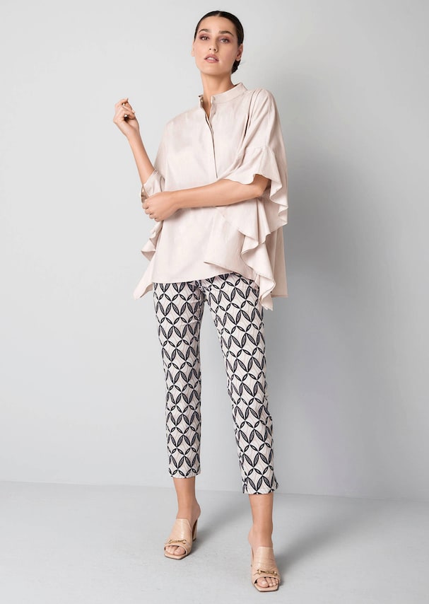 Oversizedbluse mit großem Volantärmel 6