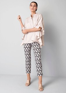 Oversizedbluse mit großem Volantärmel thumbnail 7