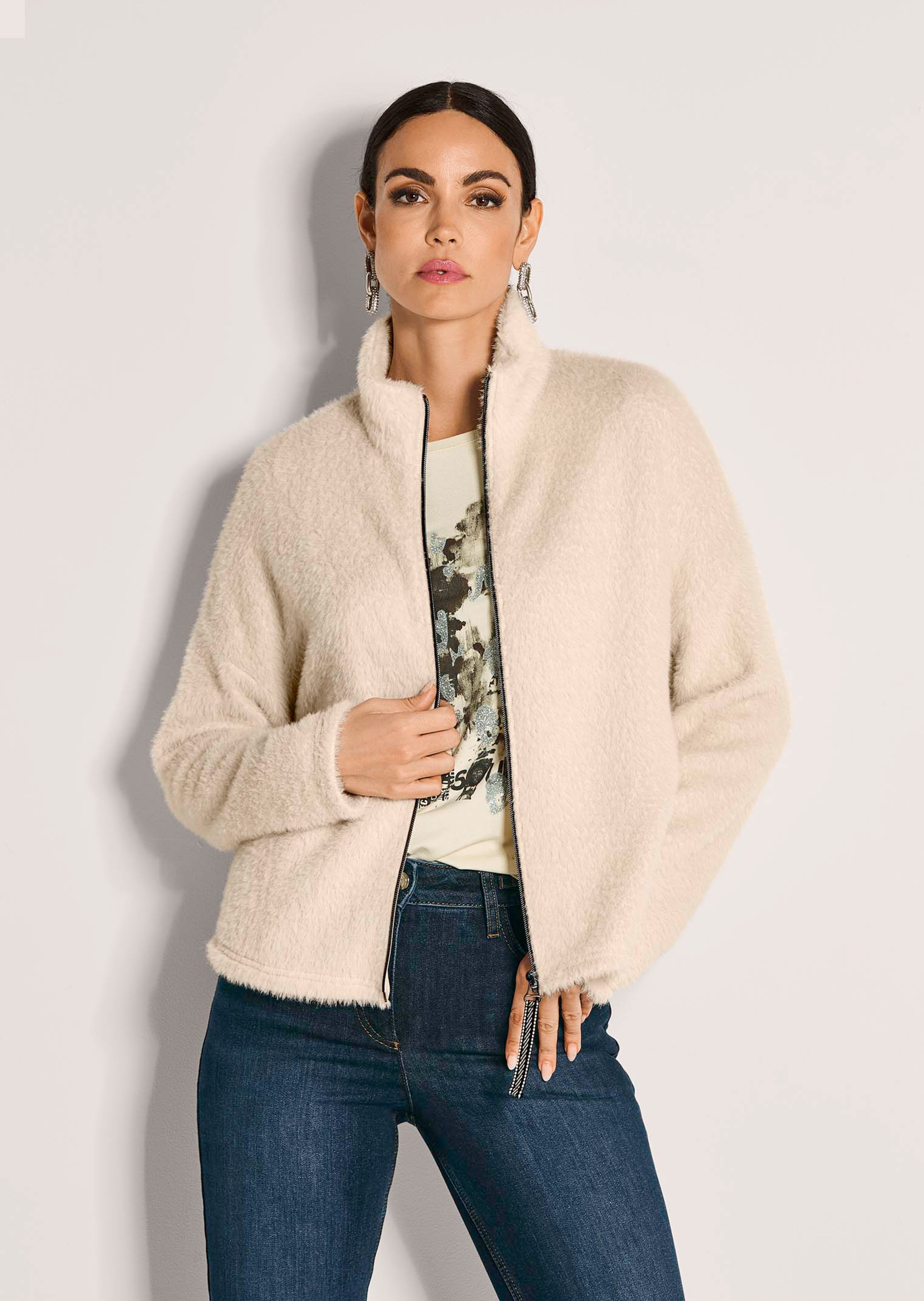 Kurzjacke aus Webpelz