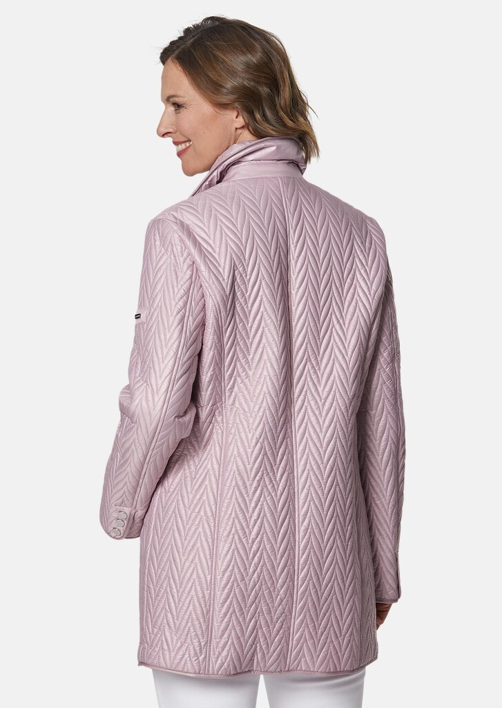 Longjacke mit außergewöhnlicher Steppung