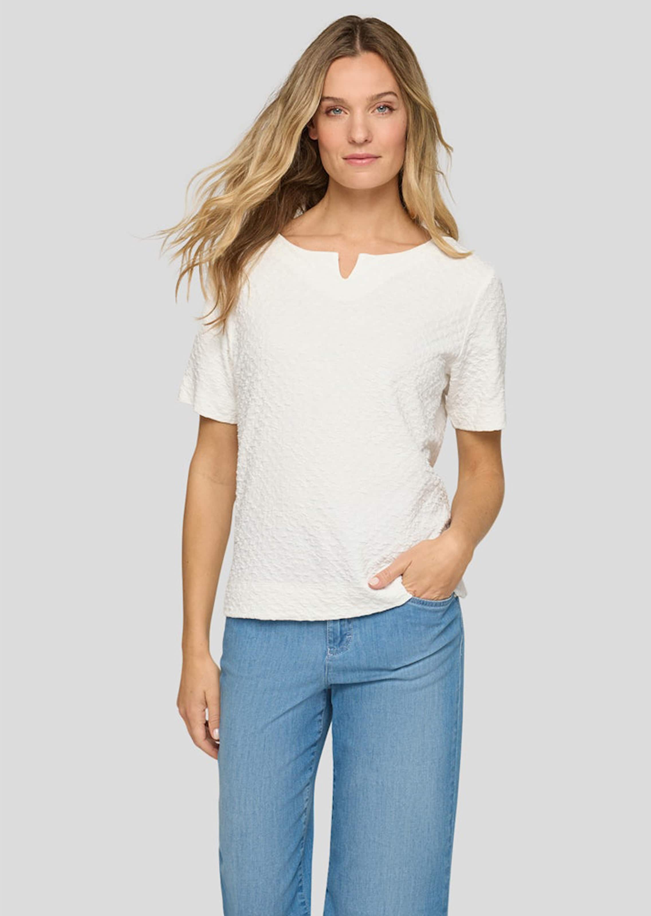 Shirt mit spannender 3D-Struktur