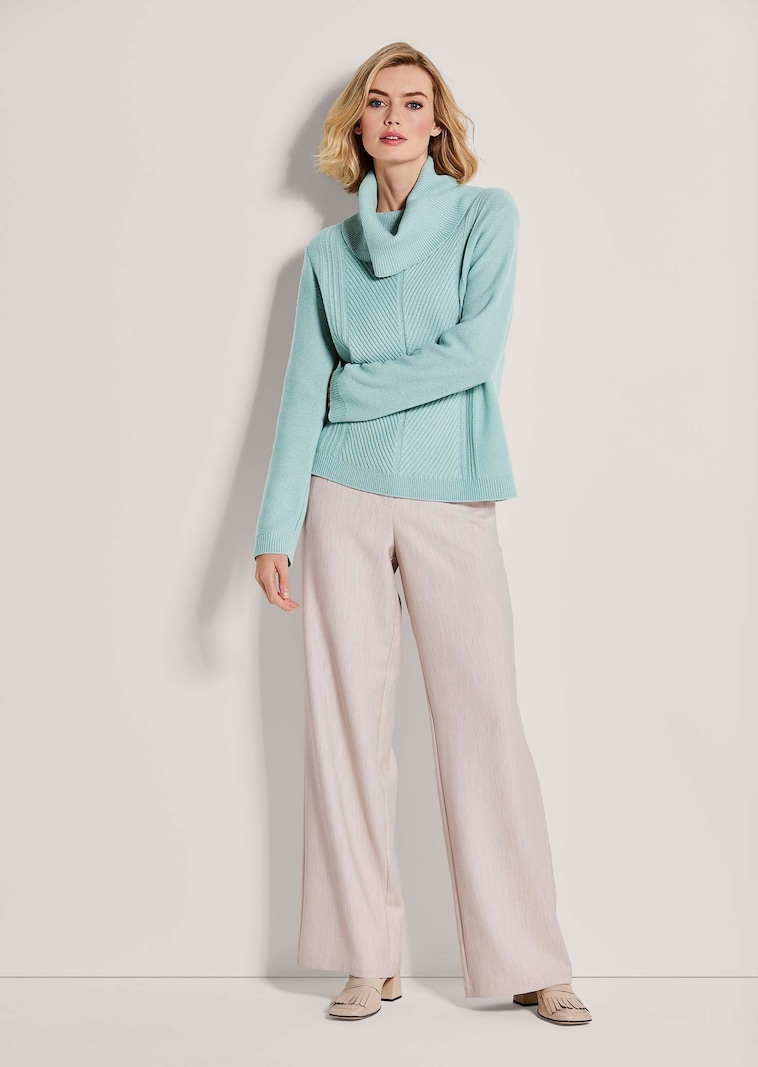 Kaschmir-Pullover mit Capuchon-Kragen