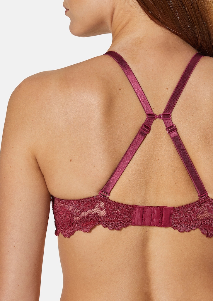Underwired bra with soft cups 4