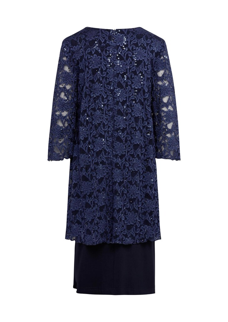 Kleid mit feinem Spitzenüberwurf