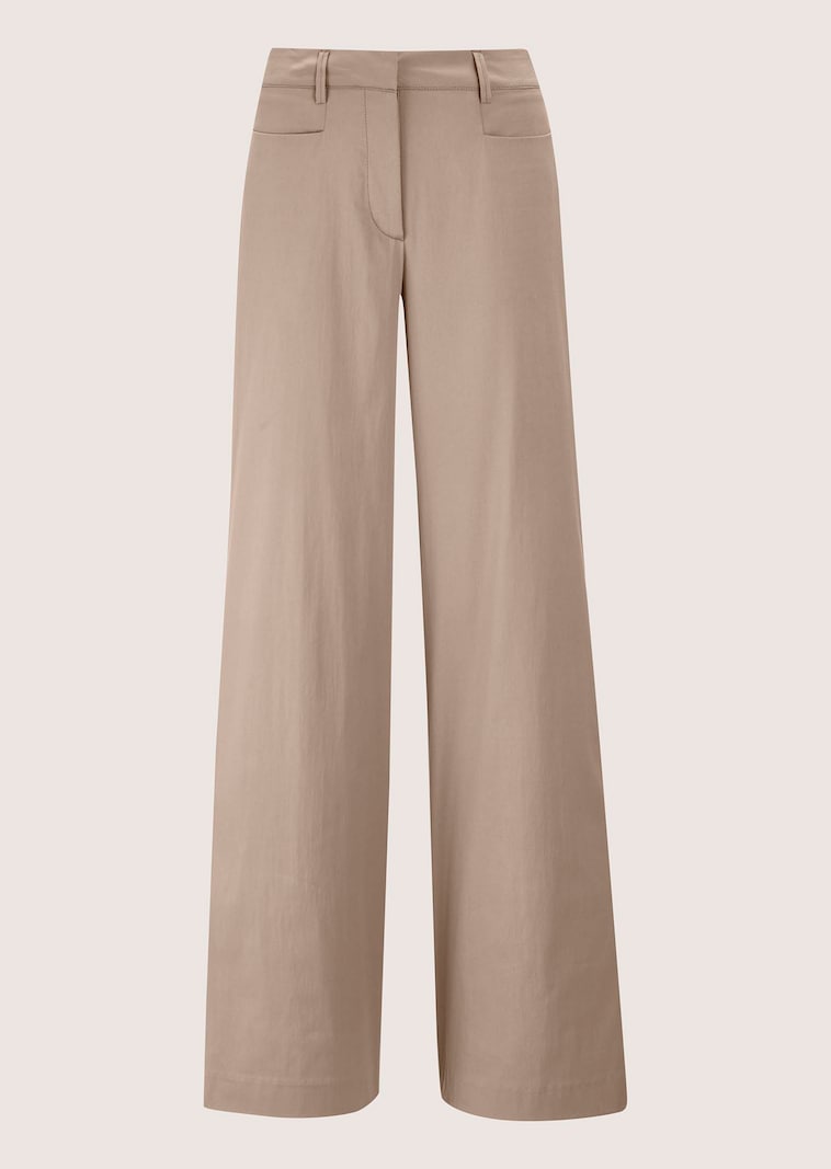 Weite Hose mit Taschen