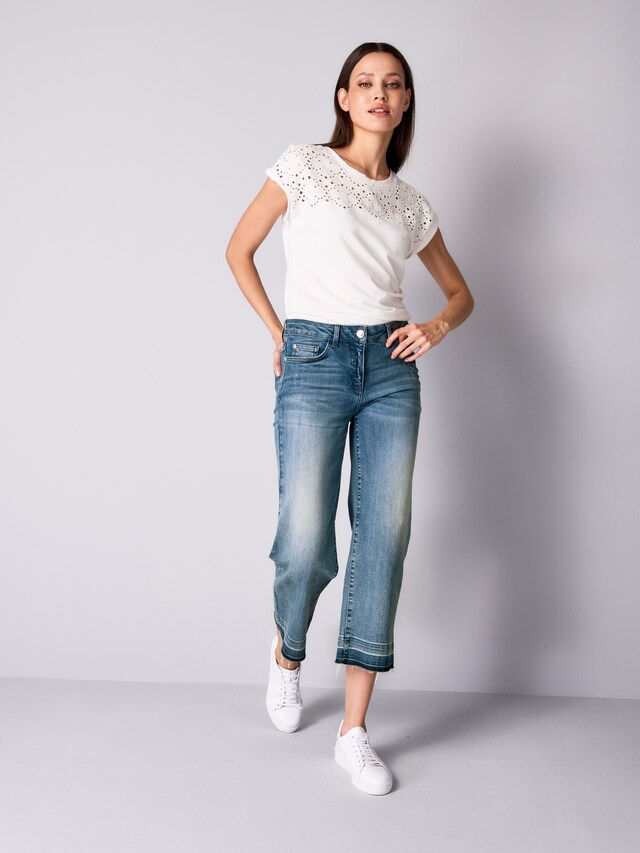 Jeans in modischer Culotte-Form 1