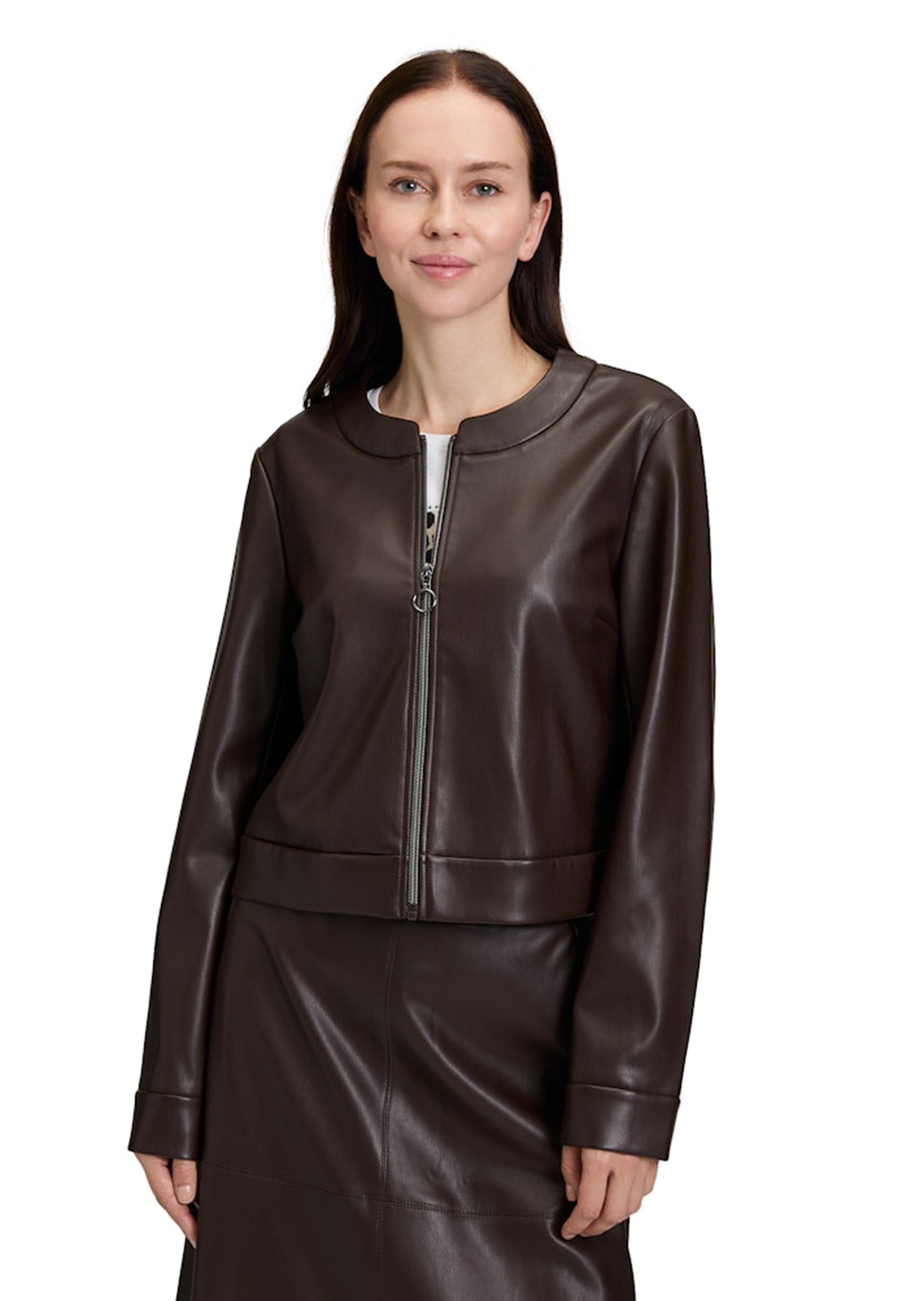 Kurzjacke aus weichem Lederimitat