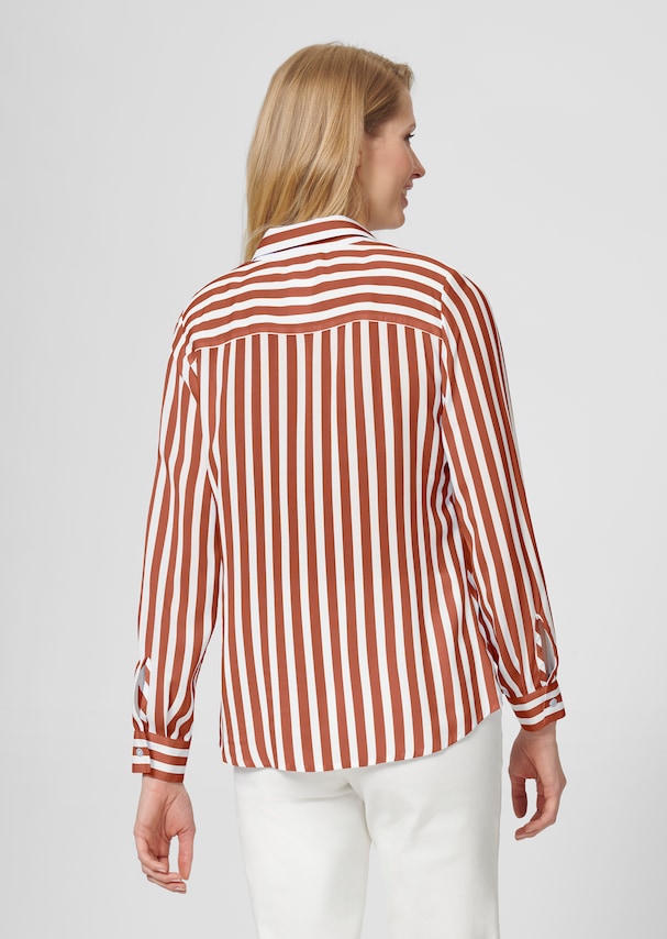 Striped shirt with long sleeves 2