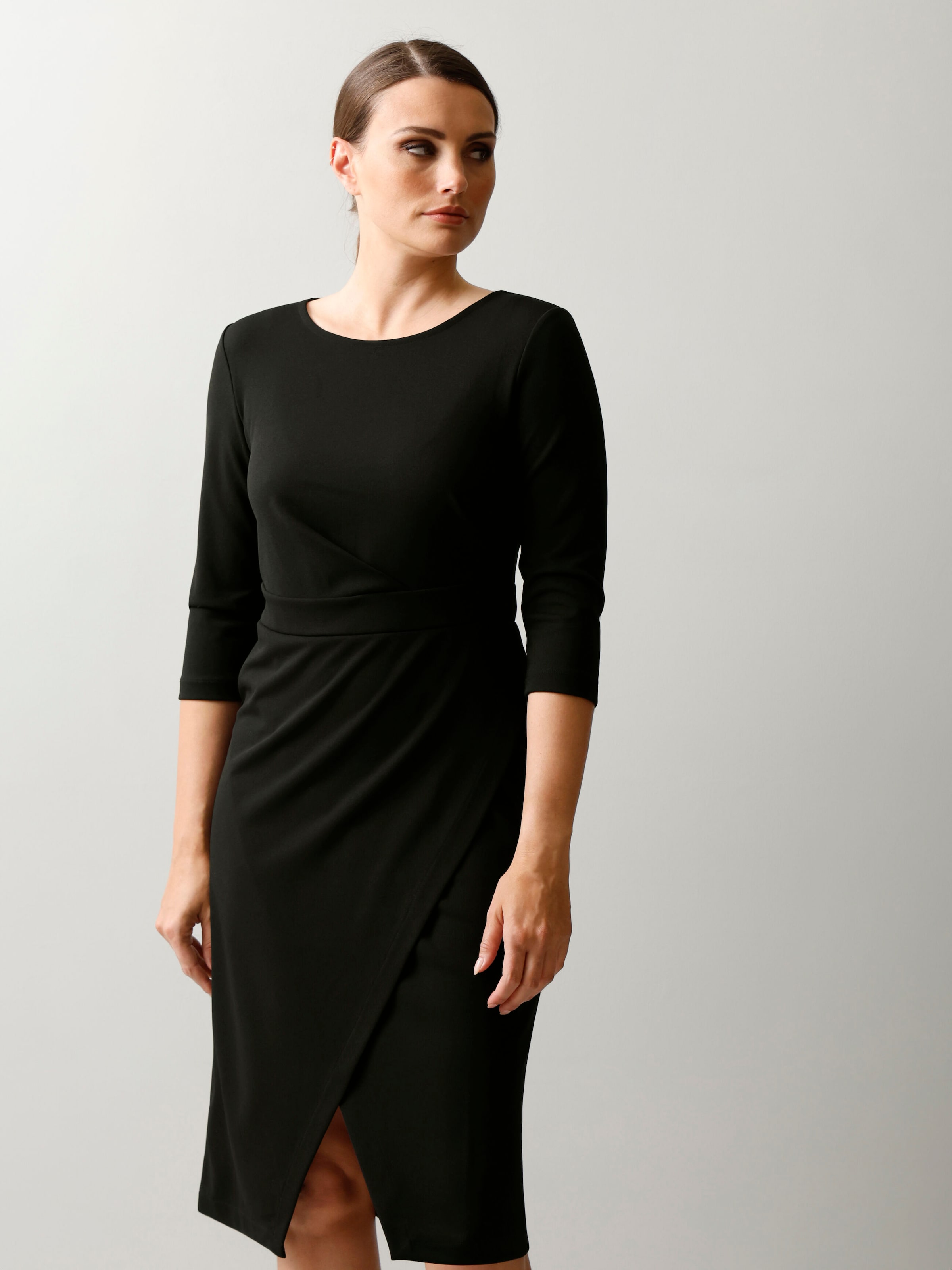 Jerseykleid mit Gehschlitz