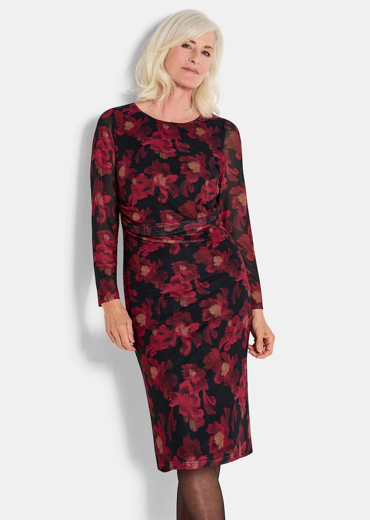 Kleid aus weichem Mesh