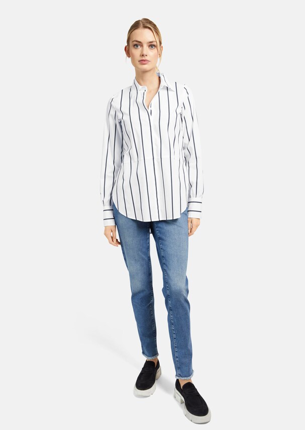 Striped shirt in a stylish long shape 1