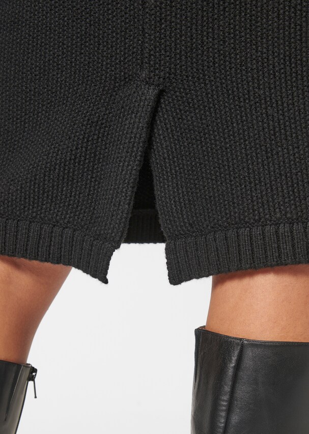 Knee-length knitted skirt 4