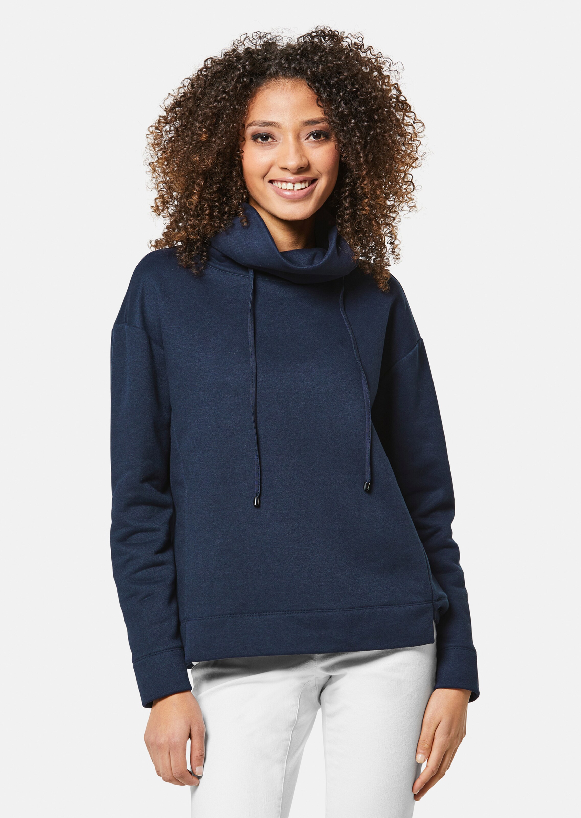 Sweatshirt with stand-up collar