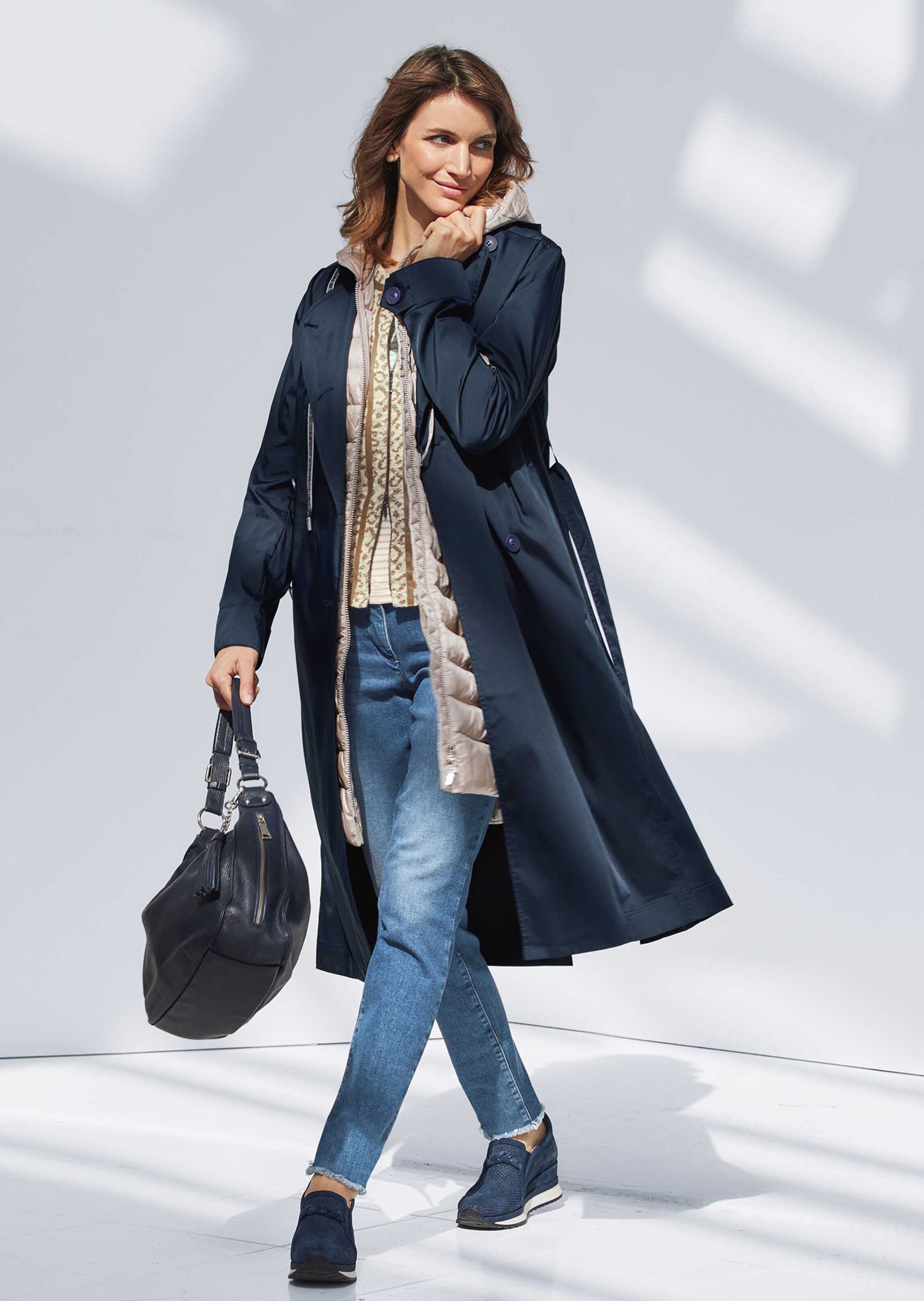 Trench coat with hood in navy MADELEINE Fashion