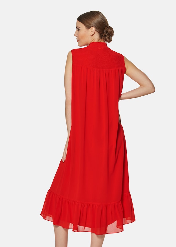 Sleeveless chiffon dress with elegant print 2