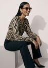 Zebra-patterned cashmere cardigan thumbnail 4