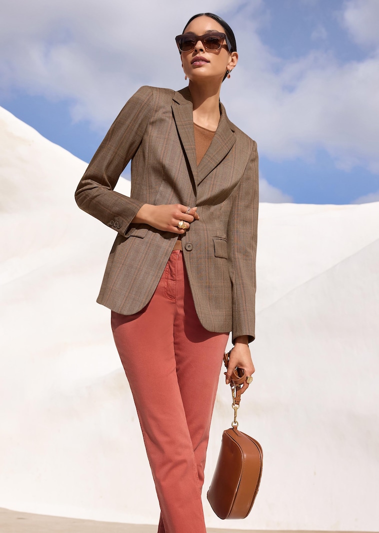 Karierter Blazer im Brit-Chic-Stil