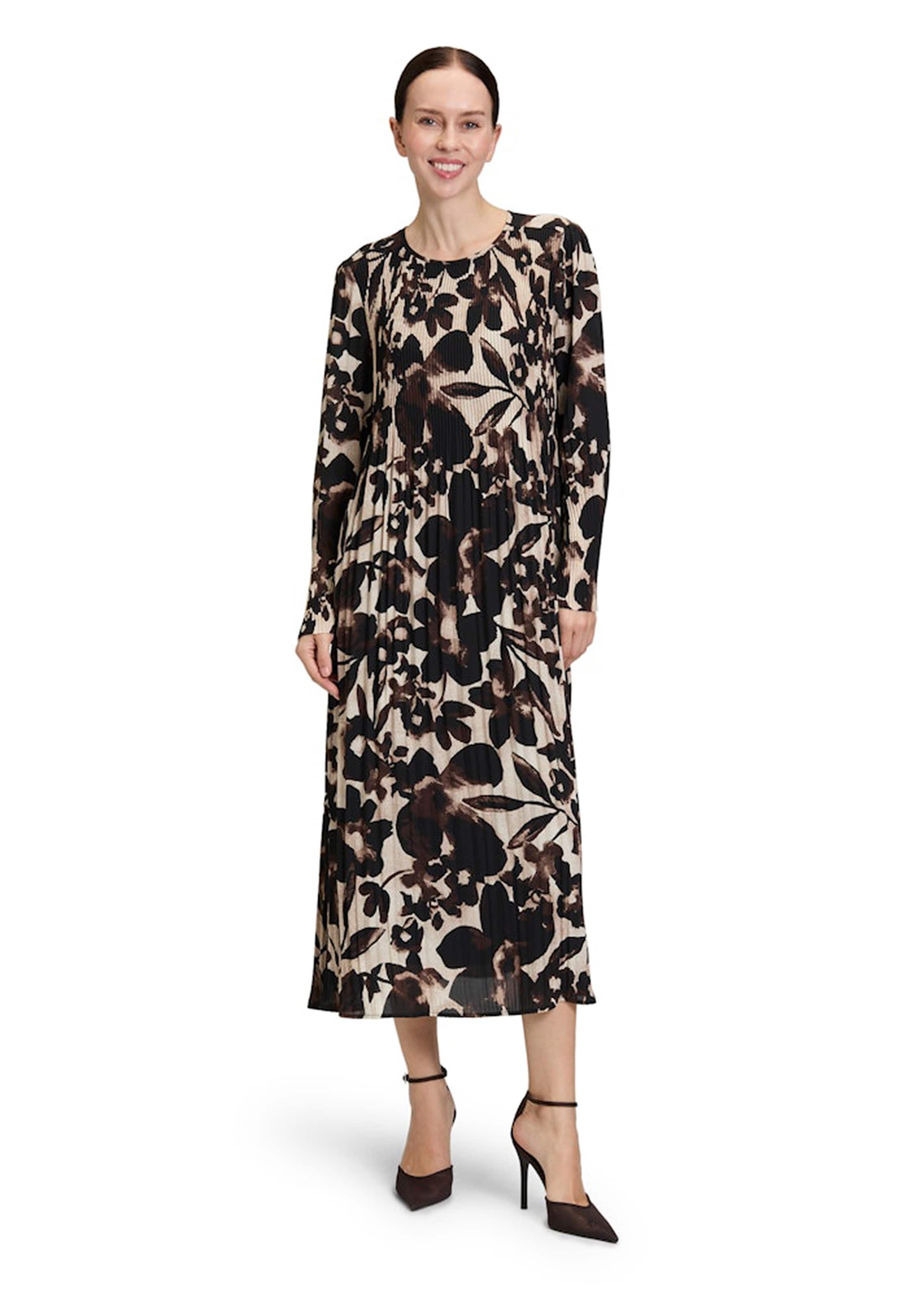 Robe plissée avec imprimé floral séduisant