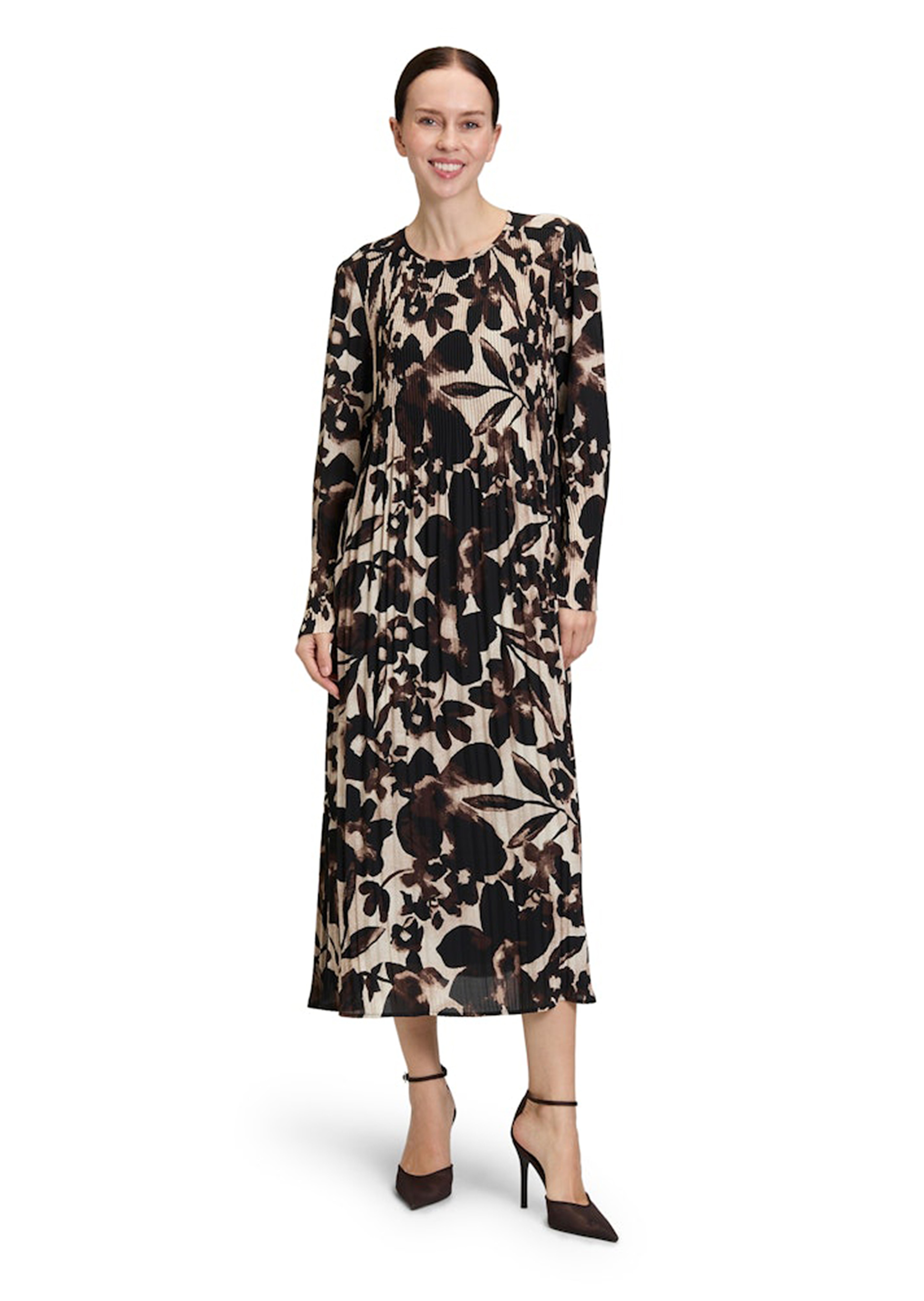 Robe plissée avec imprimé floral séduisant