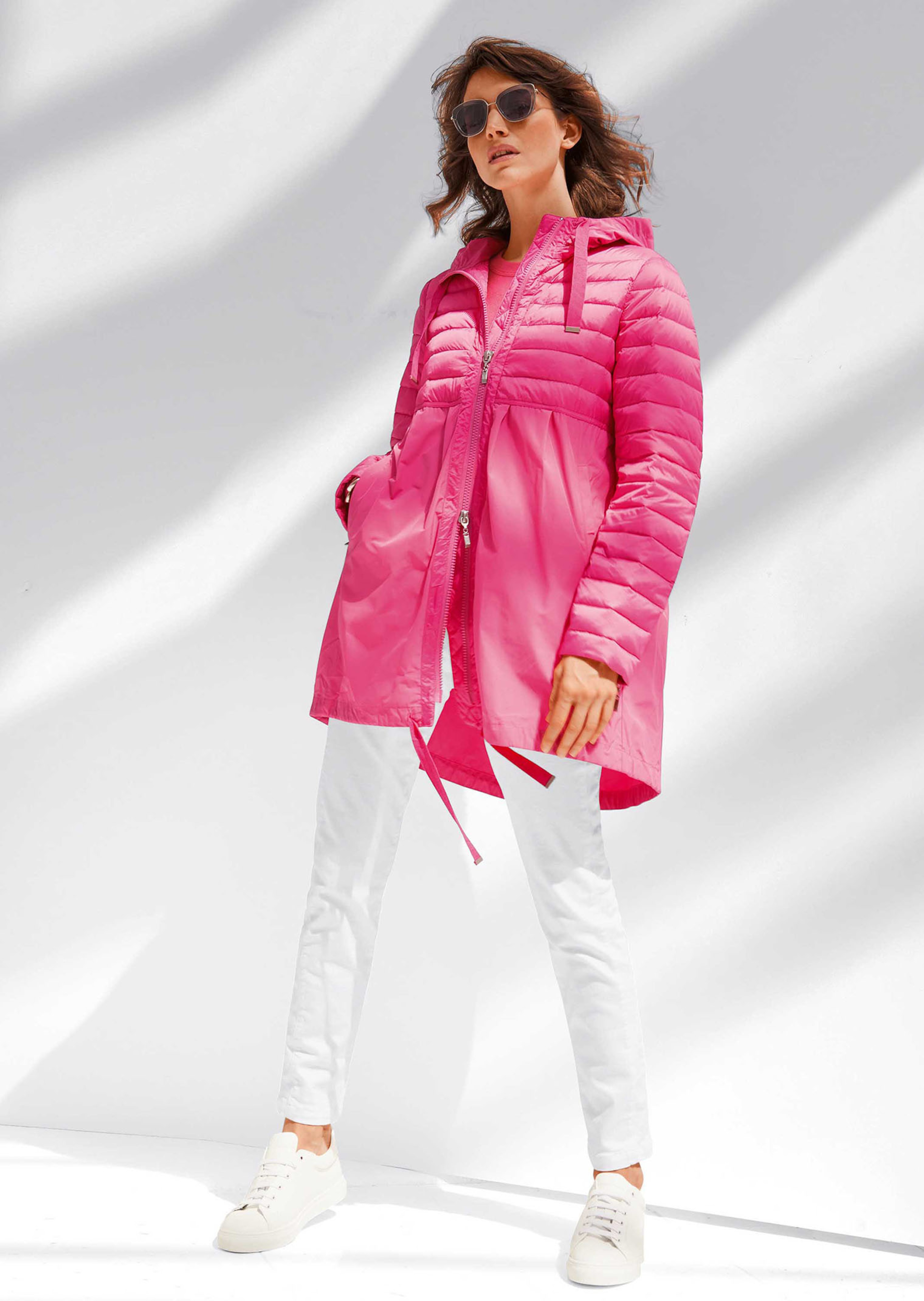 Steppjacke im Material-Mix