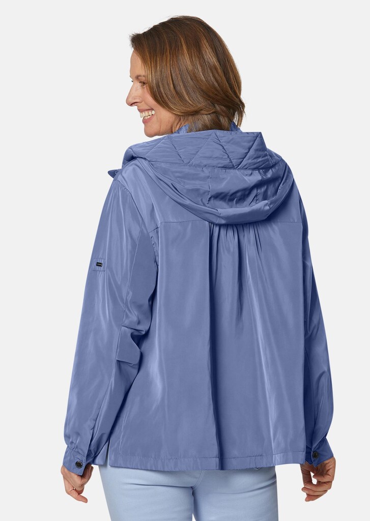 Outdoorjacke mit Kapuze