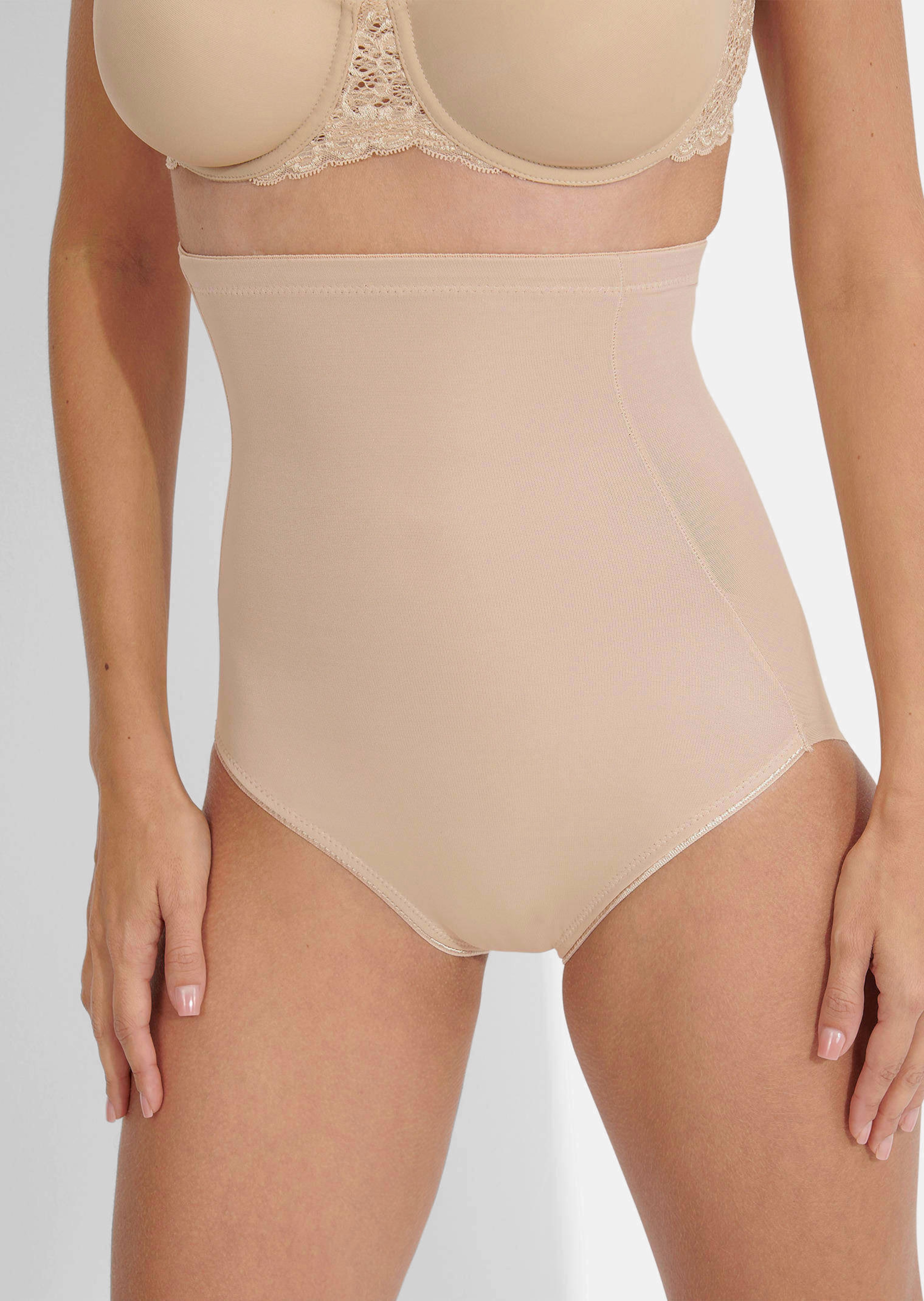 Corrigerende hoge tailleslip