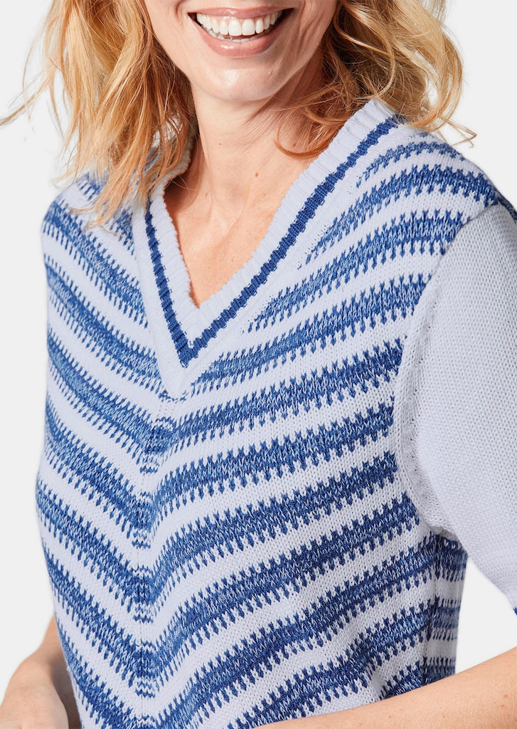 Pullover mit V-Ausschnitt