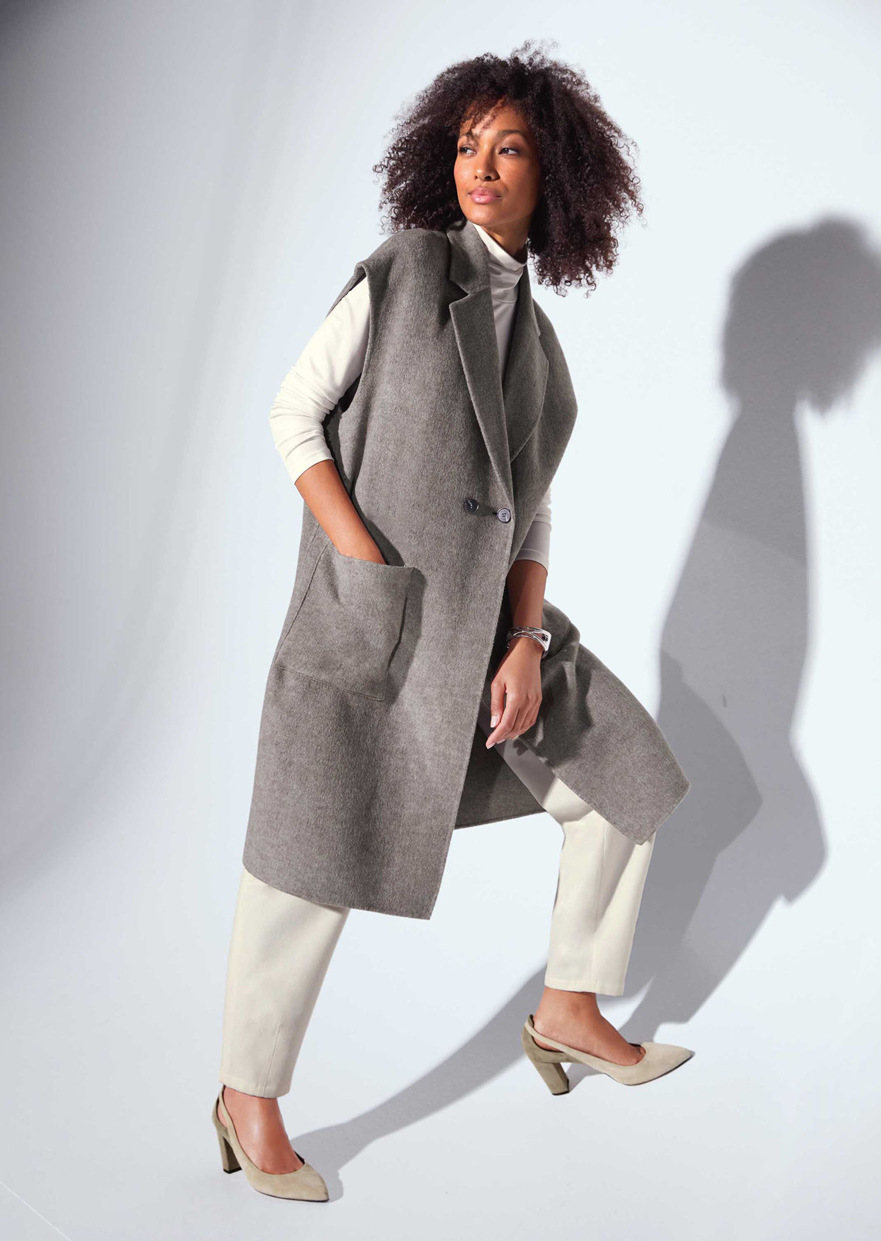 Veloursleder-Pumps mit Cut-Outs