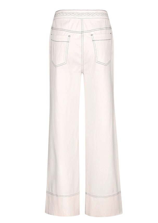 Jeans mit Kontrastnähten 5