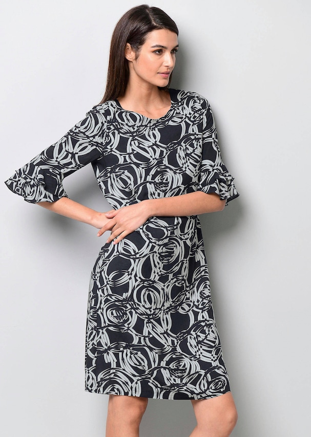 Kleid mit grafischem Dessin 6
