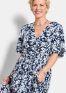 Elegantes Plisseekleid in Wickeloptik thumbnail 4