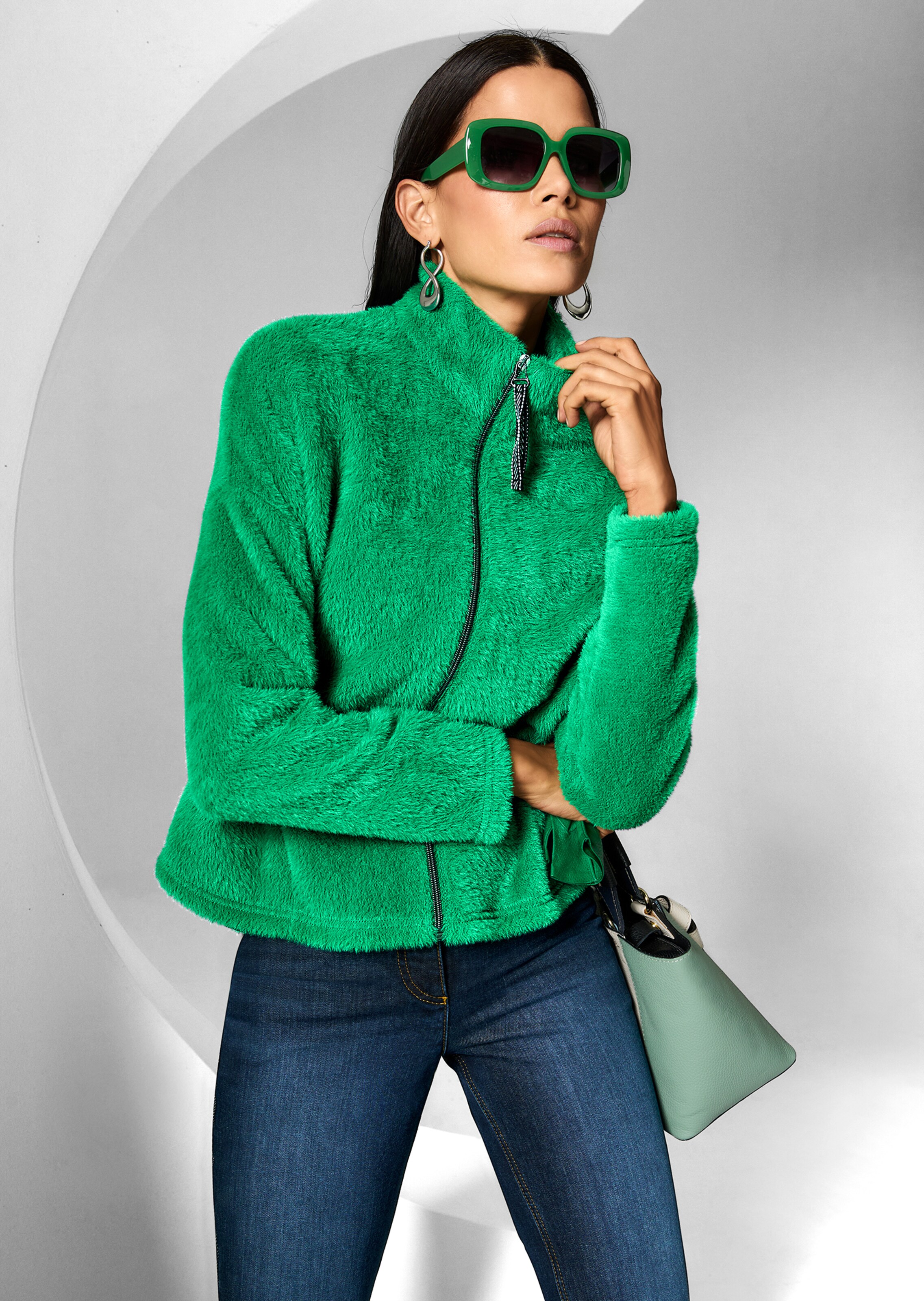 Kurzjacke aus Webpelz