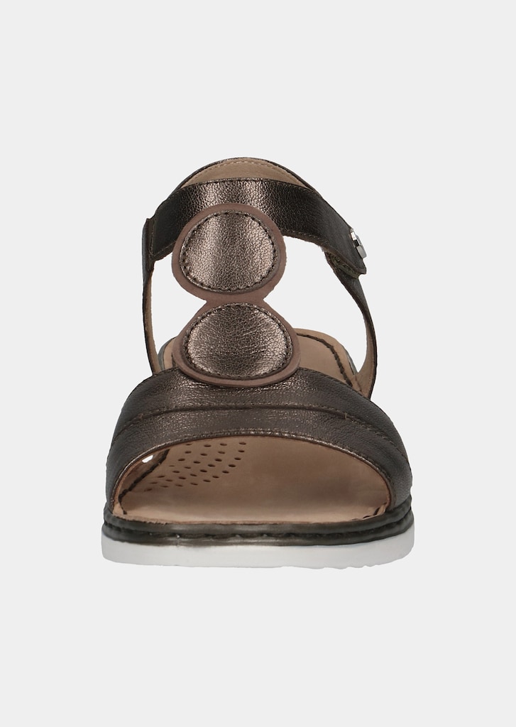 Sandale mit verstellbarem Klettriemen 3