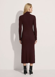 Figure-hugging knitted dress with decorative buttons and slit thumbnail 3