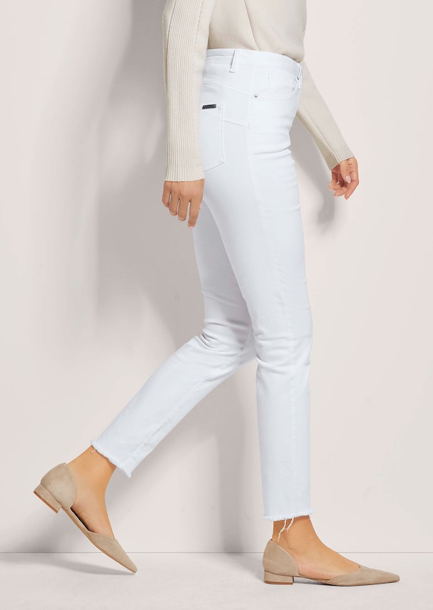 Jeans mit Fransen 3