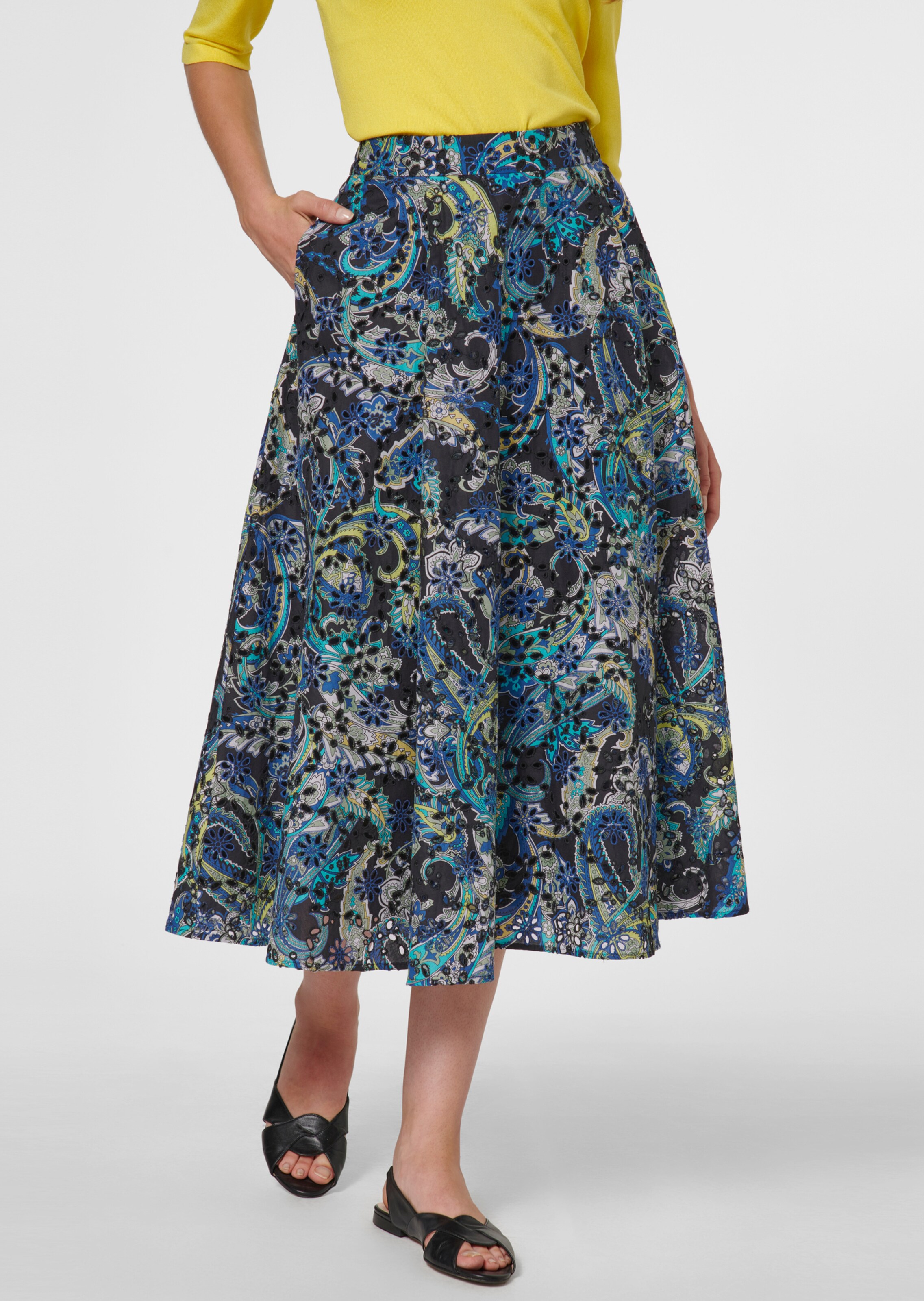 Paisley-Rock mit Madeira-Stickerei