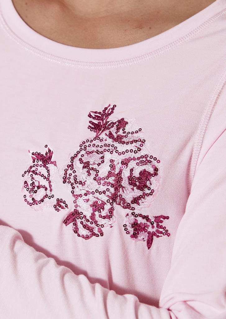 Long-sleeved shirt with floral embroidery 4