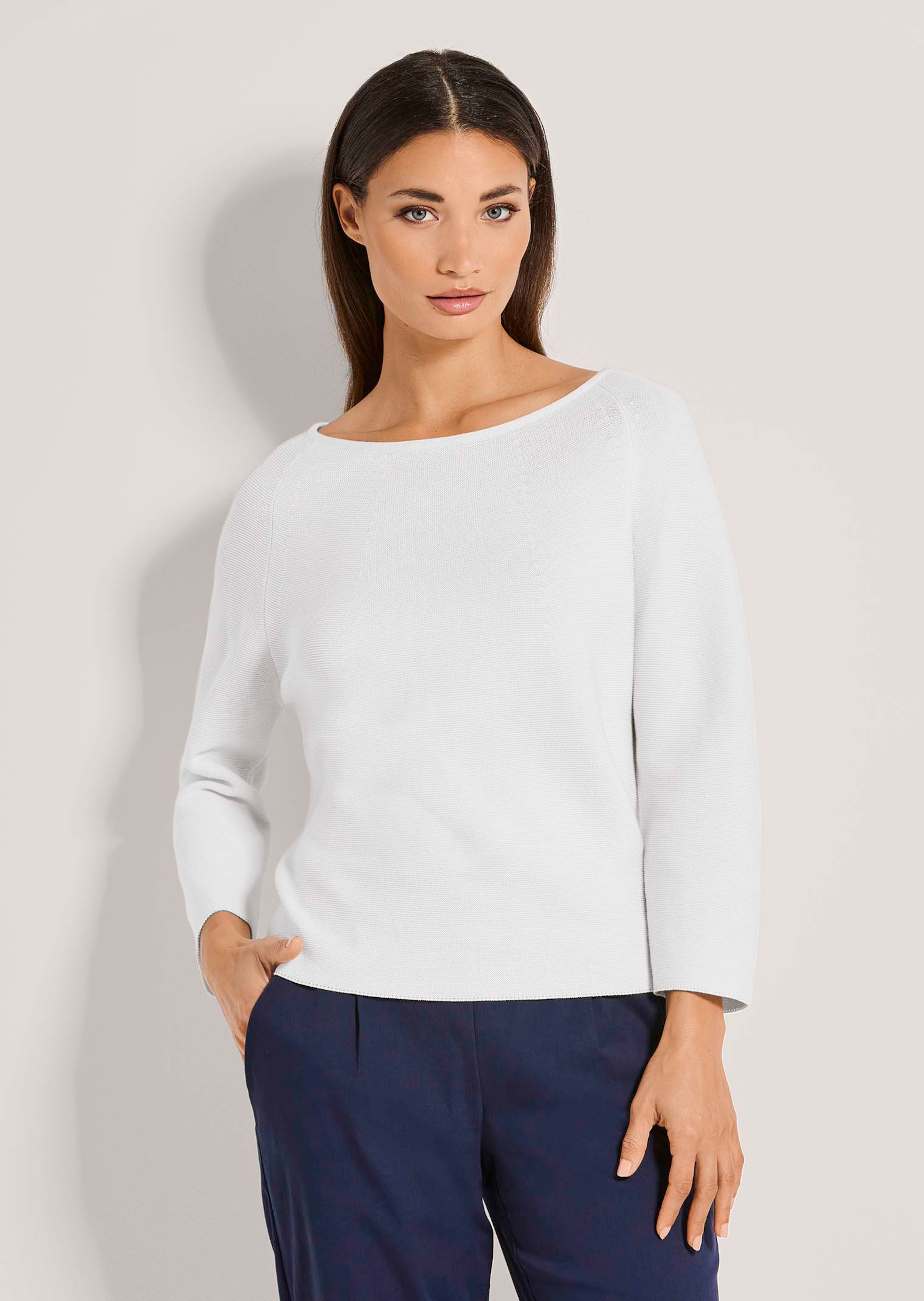 Pull. Pur coton